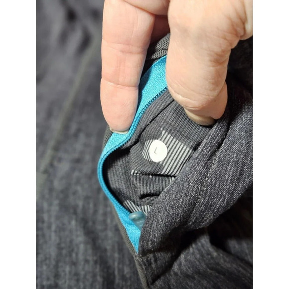 Lululemon Running Shorts Men Size Large Blue Built In Brief Drawstring Dark Gray - Picture 4 of 8